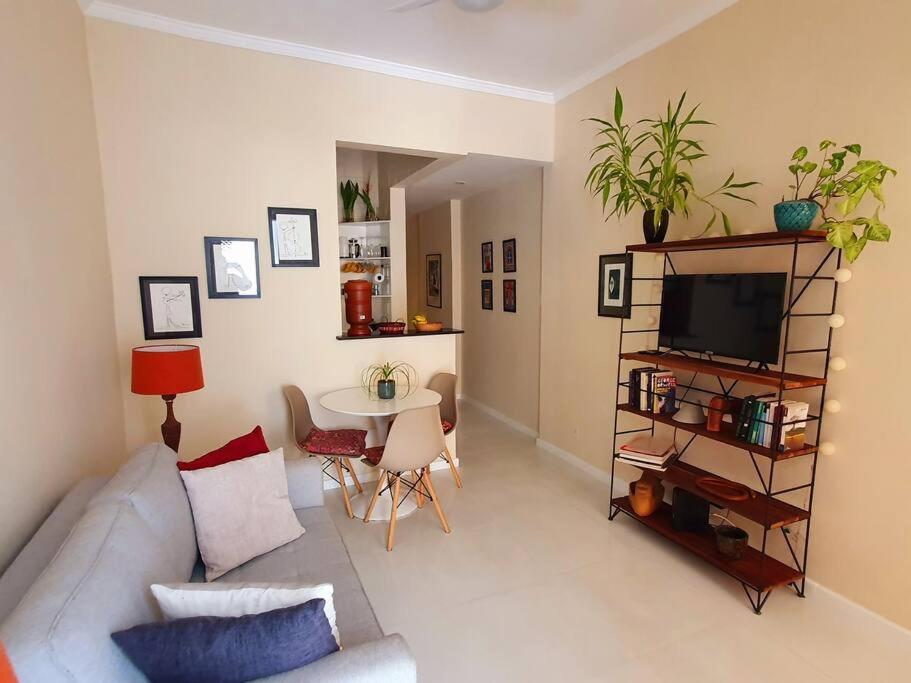 Apartamento Apartamento Na Quadra Da Praia De Copacabana